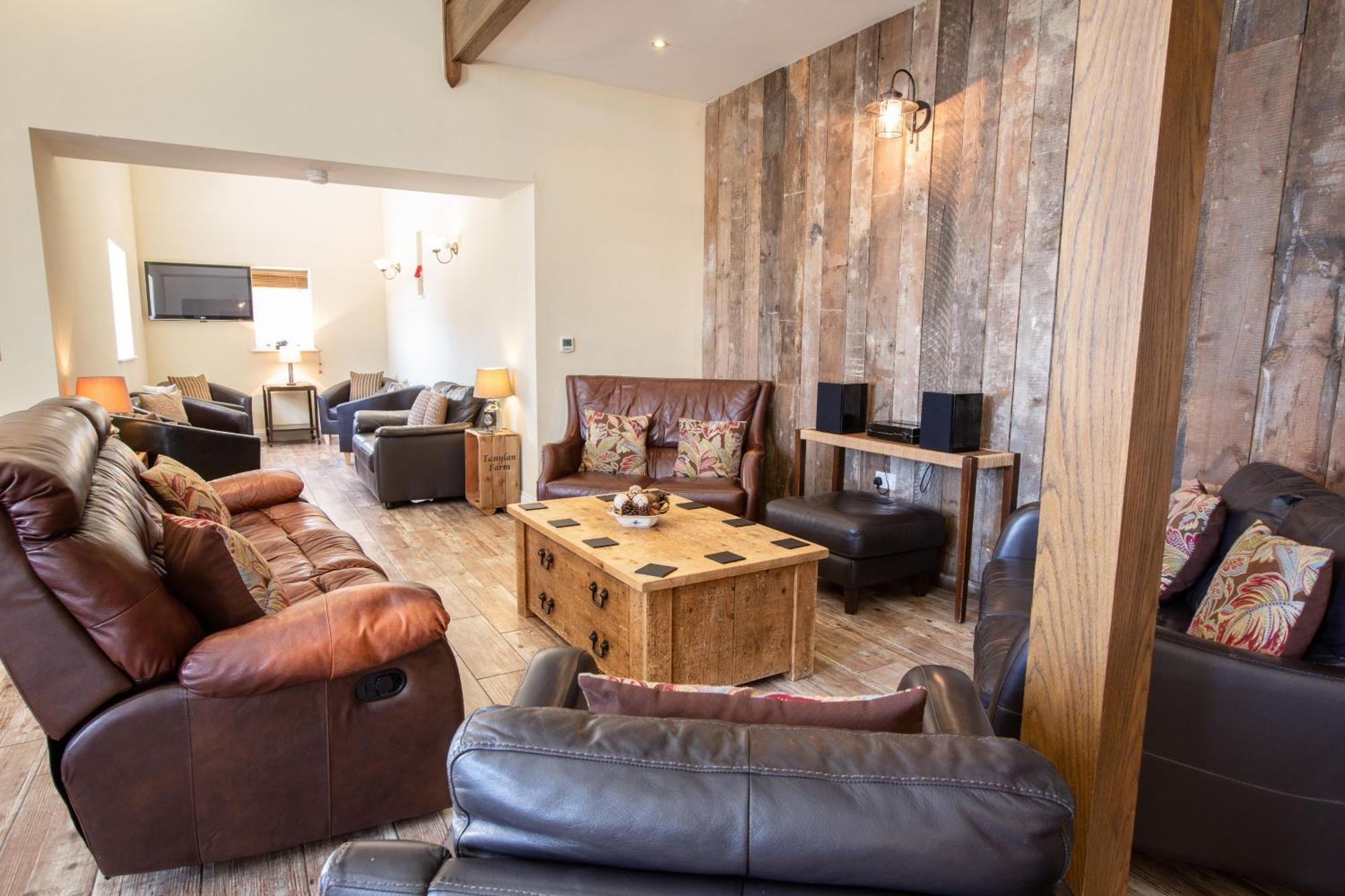 The Big Barn Villa Kidwelly Exterior photo